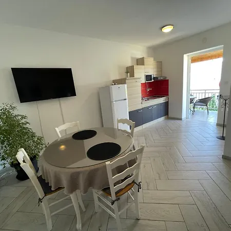 拉维塔公寓 公寓 *