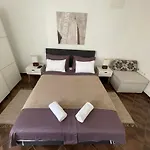 La Apartamento *