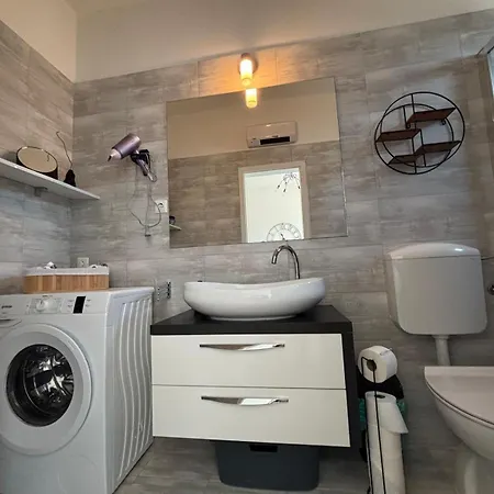 La Apartman