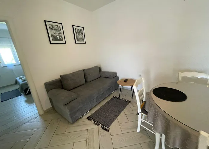 La شقة زادار